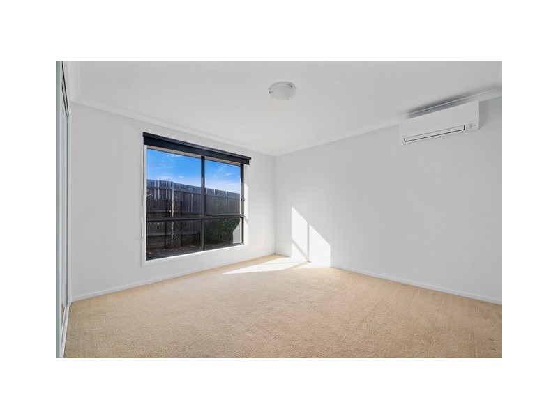 172 MacFarlane Burnet Avenue, Macgregor ACT 2615