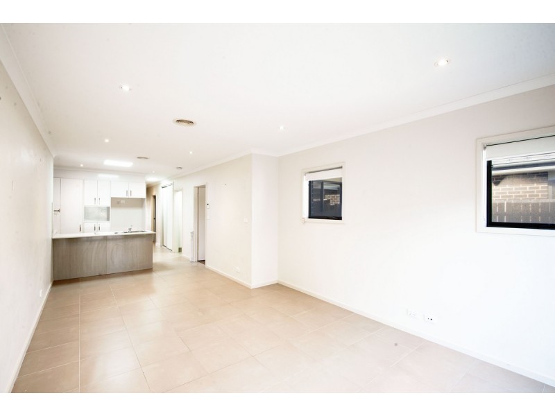 67 Rockwood Street, Casey ACT 2913