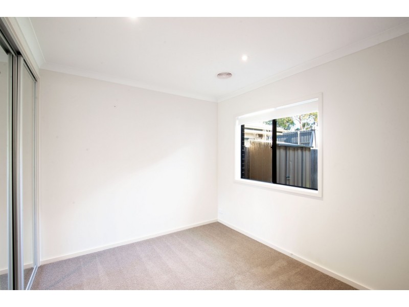 67 Rockwood Street, Casey ACT 2913