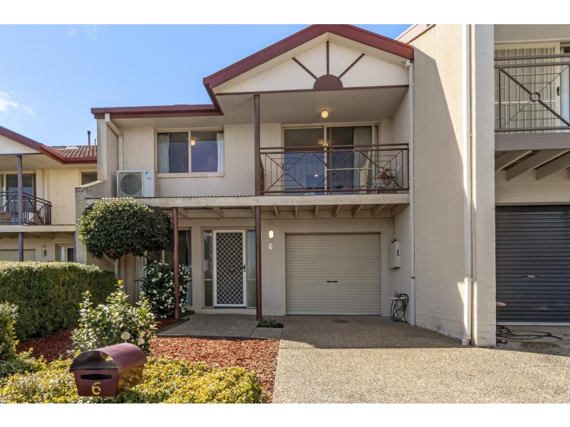6 Noble Close, Ngunnawal ACT 2913