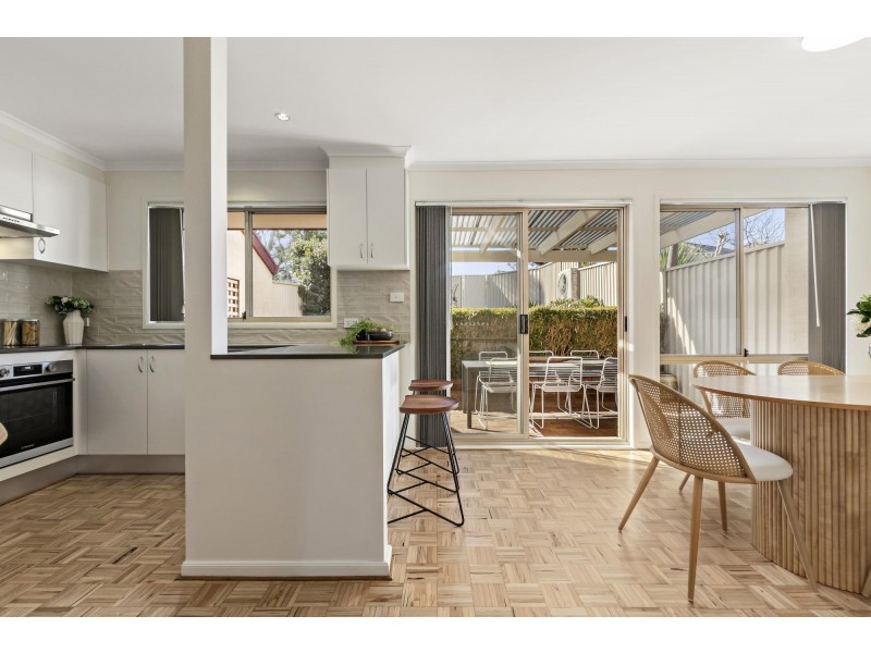 6 Noble Close, Ngunnawal ACT 2913