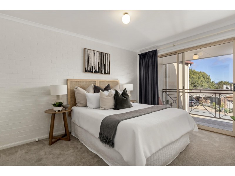 6 Noble Close, Ngunnawal ACT 2913