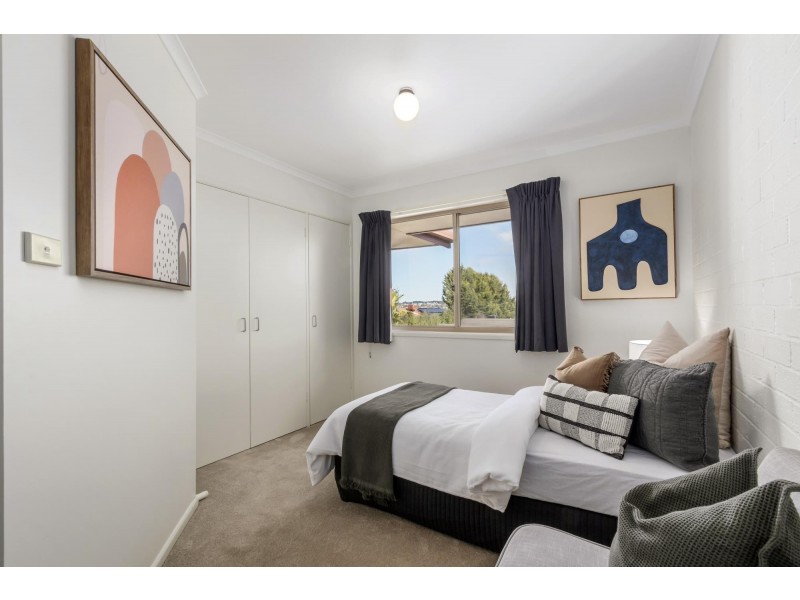 6 Noble Close, Ngunnawal ACT 2913
