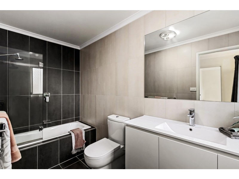 6 Noble Close, Ngunnawal ACT 2913