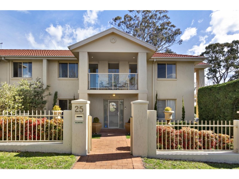 25 Nellie Hamilton Avenue, Gungahlin ACT 2912