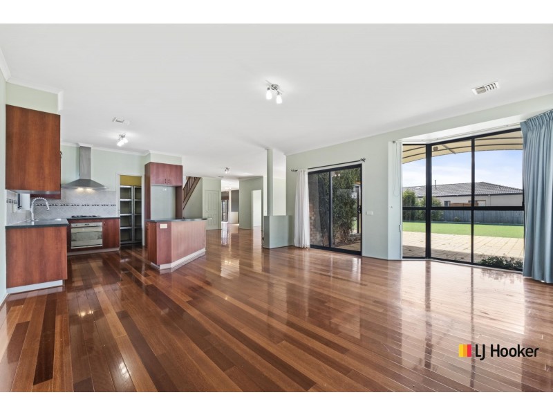 6 Pallin Street, Gungahlin ACT 2912