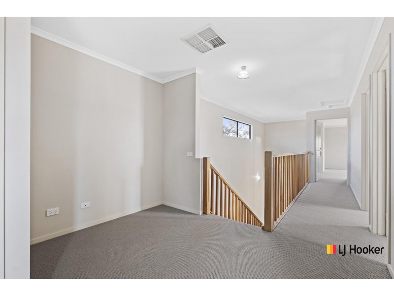 6 Pallin Street, Gungahlin ACT 2912