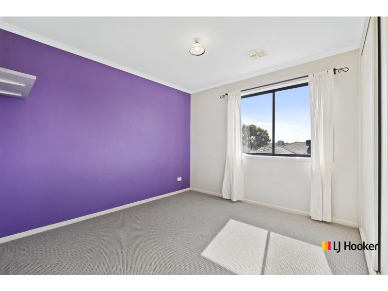 6 Pallin Street, Gungahlin ACT 2912