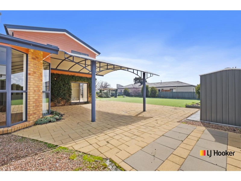 6 Pallin Street, Gungahlin ACT 2912