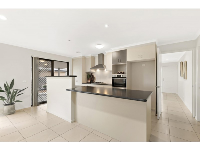 34 Charlotte Barton Street, Franklin ACT 2913