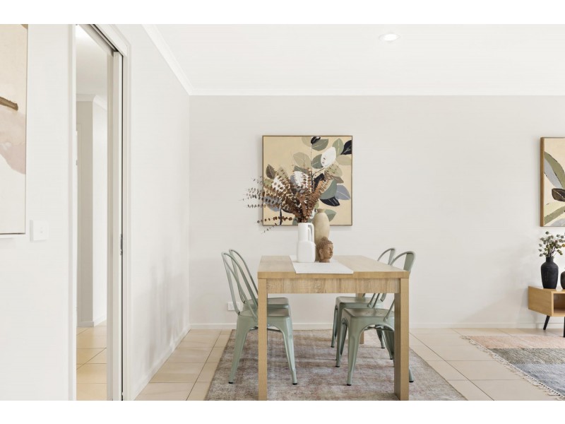 34 Charlotte Barton Street, Franklin ACT 2913