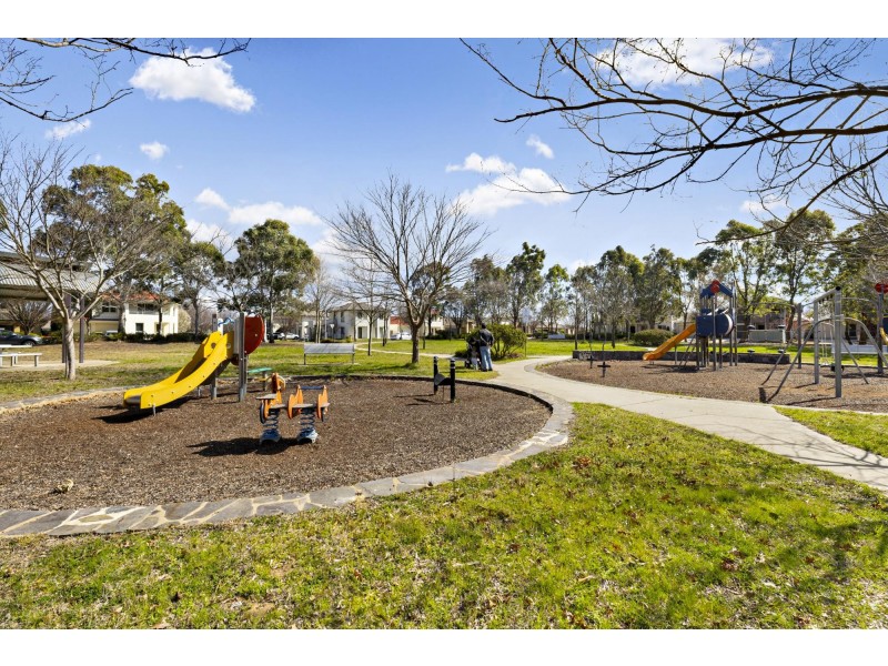 34 Charlotte Barton Street, Franklin ACT 2913