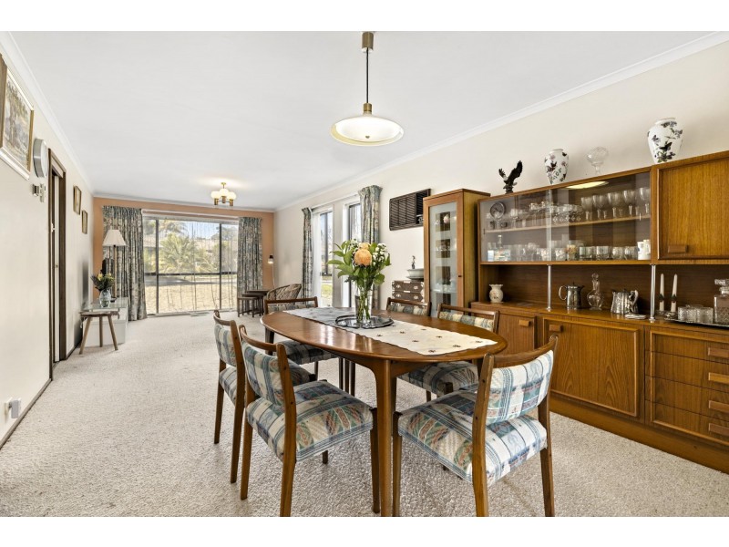 5 Samson Place, Kambah ACT 2902