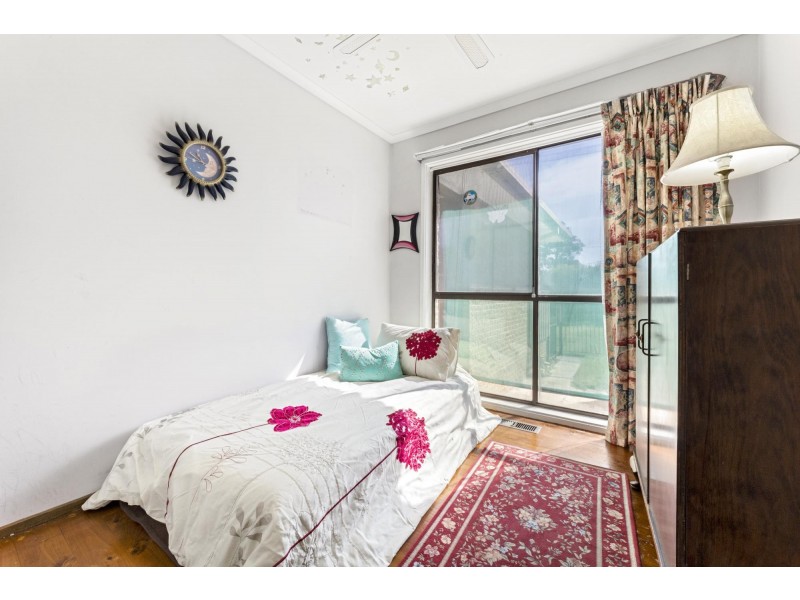 5 Samson Place, Kambah ACT 2902