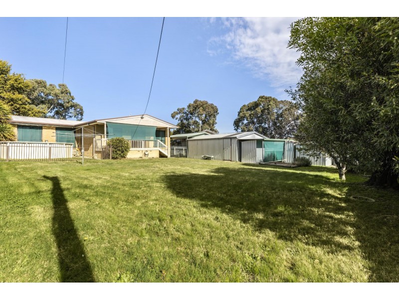 5 Samson Place, Kambah ACT 2902