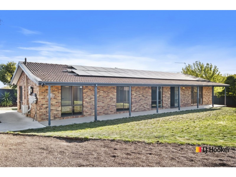4 Byles Place, Chisholm ACT 2905