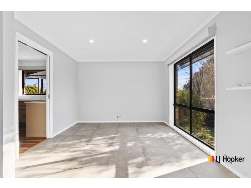 4 Byles Place, Chisholm ACT 2905