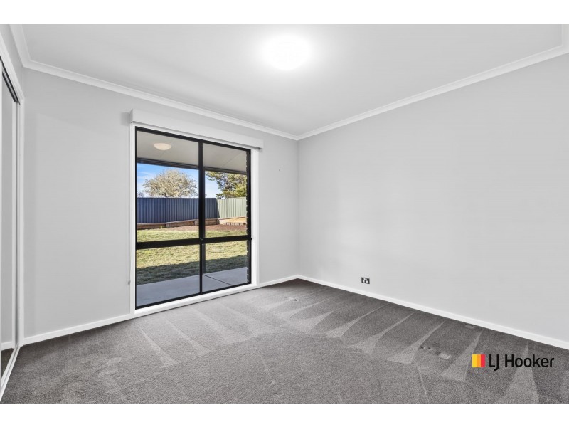 4 Byles Place, Chisholm ACT 2905