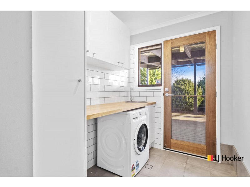 4 Byles Place, Chisholm ACT 2905