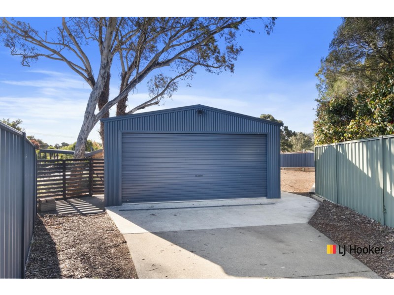 4 Byles Place, Chisholm ACT 2905