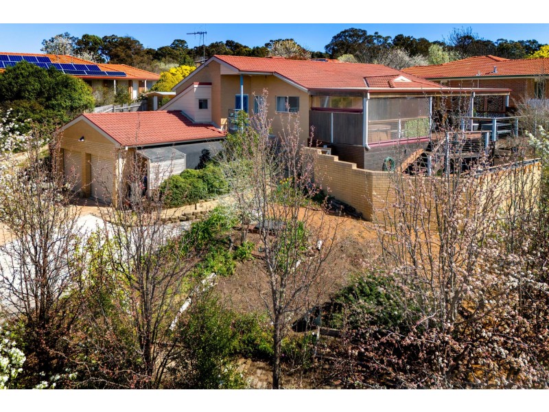 11 Burrumarra Avenue, Ngunnawal ACT 2913