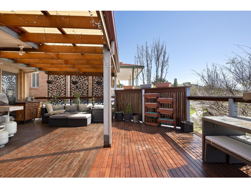 11 Burrumarra Avenue, Ngunnawal ACT 2913