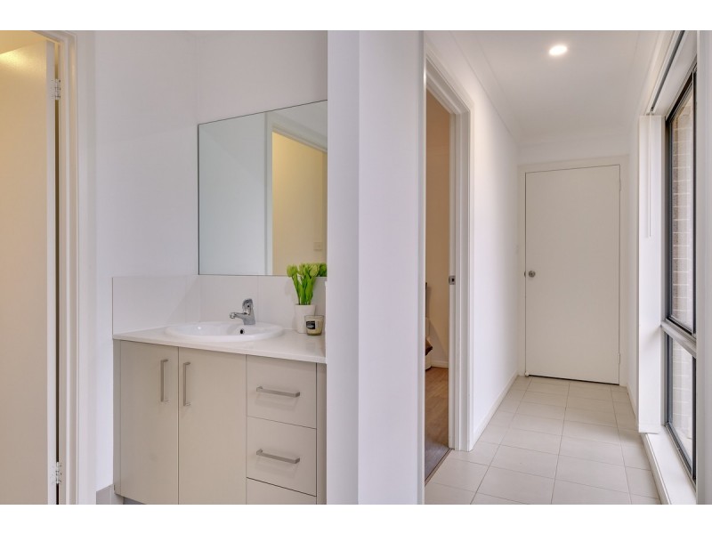 14a Poyitt Street, Franklin ACT 2913