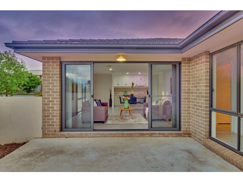 14a Poyitt Street, Franklin ACT 2913