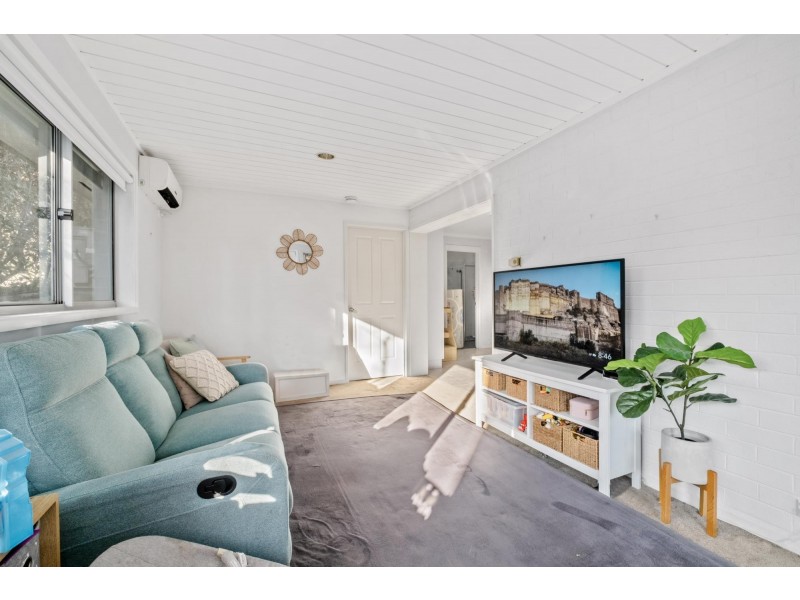 2/31 Biraban Place, Macquarie ACT 2614