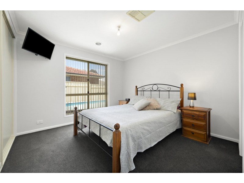 48 Hanrahan Crescent, Dunlop ACT 2615