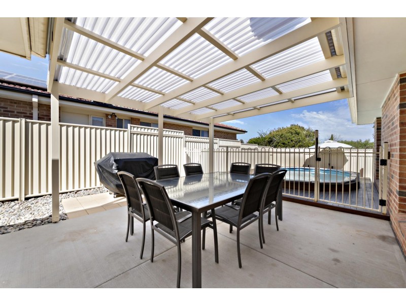 48 Hanrahan Crescent, Dunlop ACT 2615