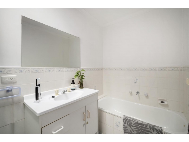 16 Redcliffe Street, Palmerston ACT 2913