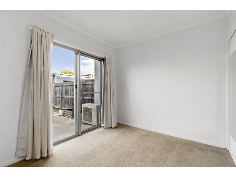 9/20 Clare Burton Crescent, Franklin ACT 2913