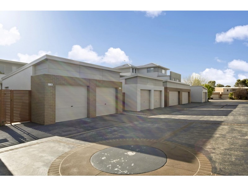 9/20 Clare Burton Crescent, Franklin ACT 2913