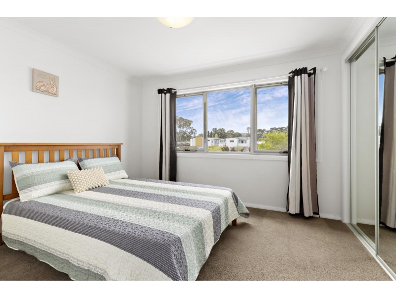 142/142 Mapleton Avenue, Harrison ACT 2914