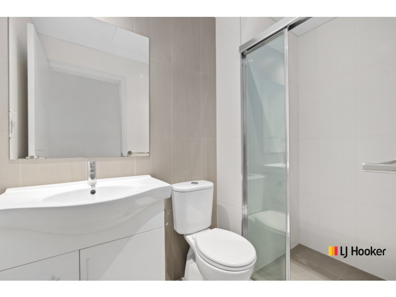 18/297 Flemington Road, Franklin ACT 2913