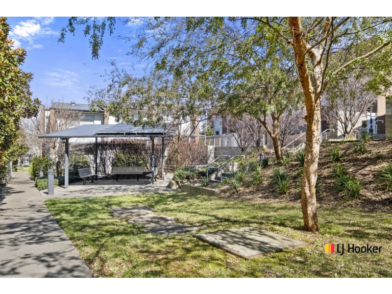 18/297 Flemington Road, Franklin ACT 2913