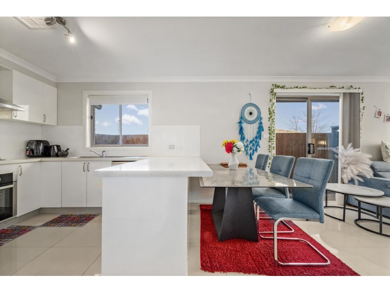 4 Rockwood Street, Casey ACT 2913