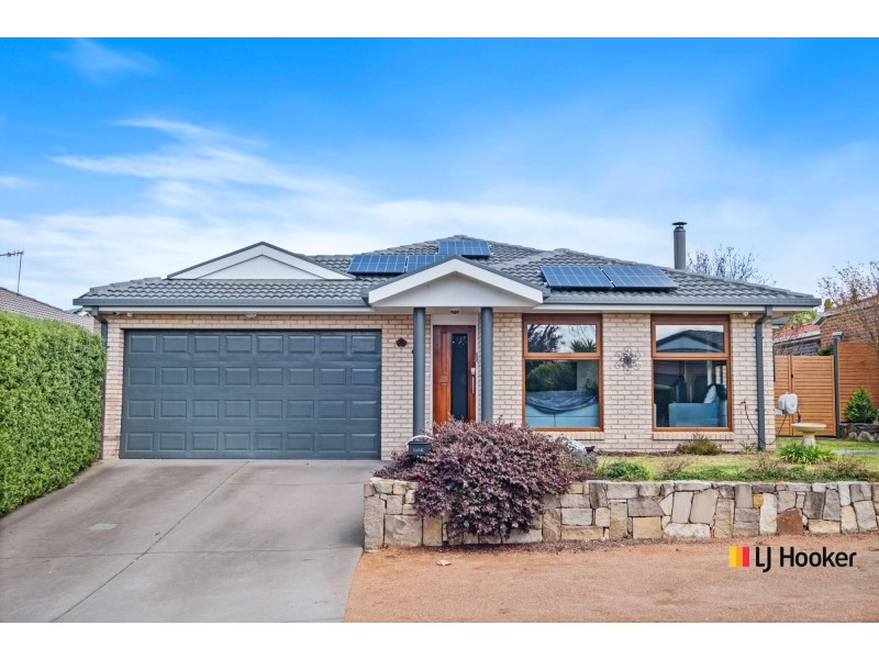 18 Clarendon Street, Amaroo ACT 2914