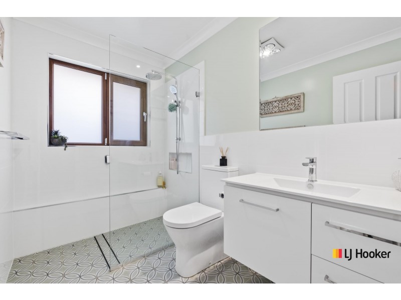 18 Clarendon Street, Amaroo ACT 2914