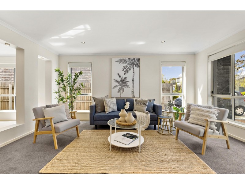 6 Denoon Street, Forde ACT 2914