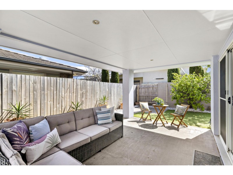6 Denoon Street, Forde ACT 2914