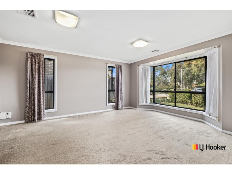 5 Bellear Gardens, Franklin ACT 2913