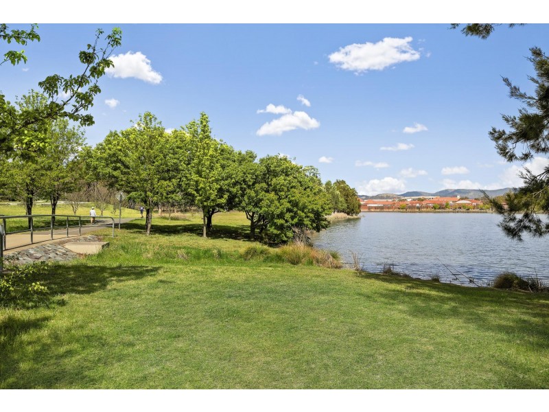 6/167 Mortimer Lewis Drive, Greenway ACT 2900