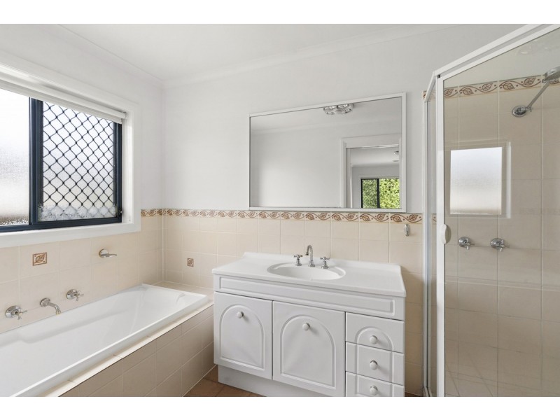 73 Sugarloaf Circle, Palmerston ACT 2913