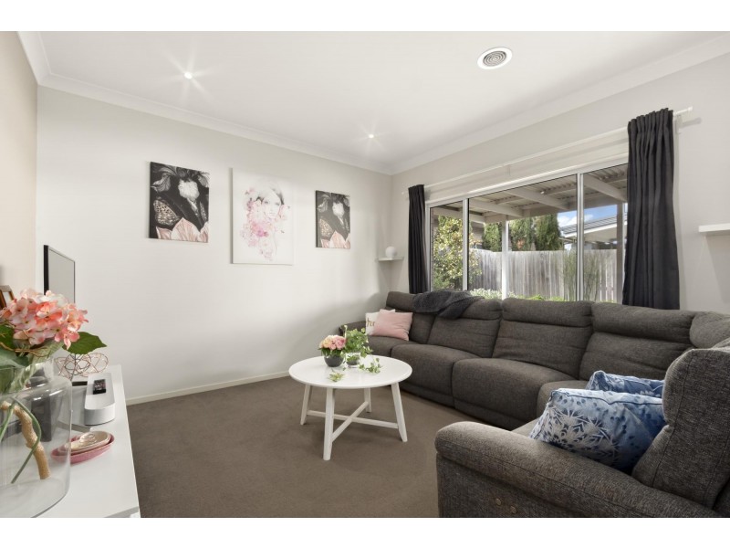 41 Quinane Avenue, Forde ACT 2914
