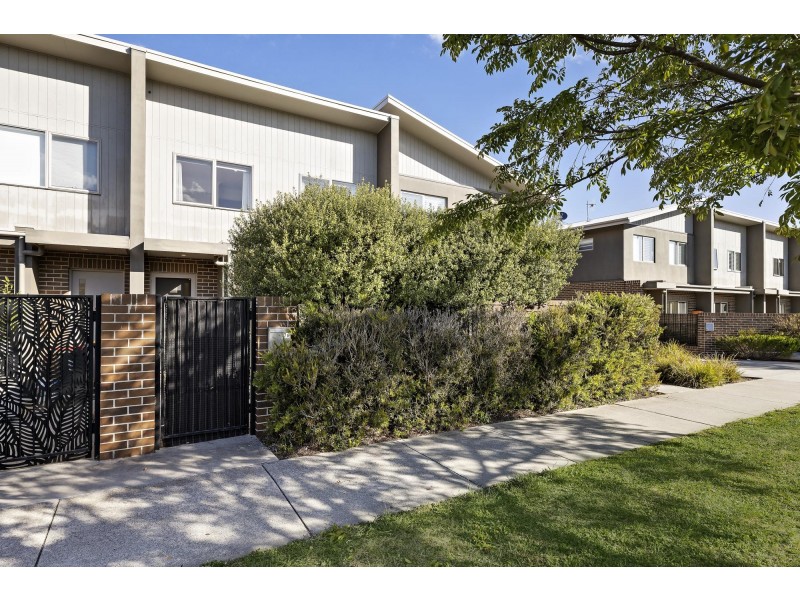 76 Plimsoll Drive, Casey ACT 2913