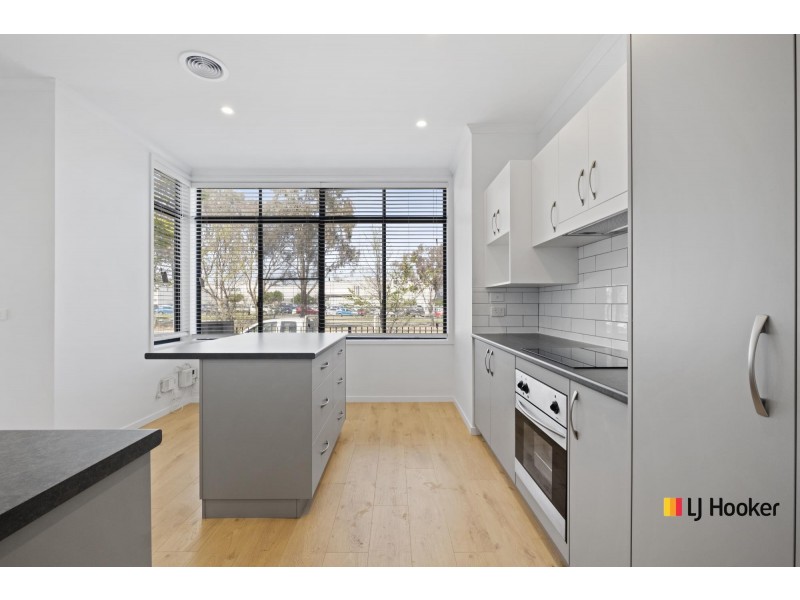 49 Anthony Rolfe Avenue, Gungahlin ACT 2912