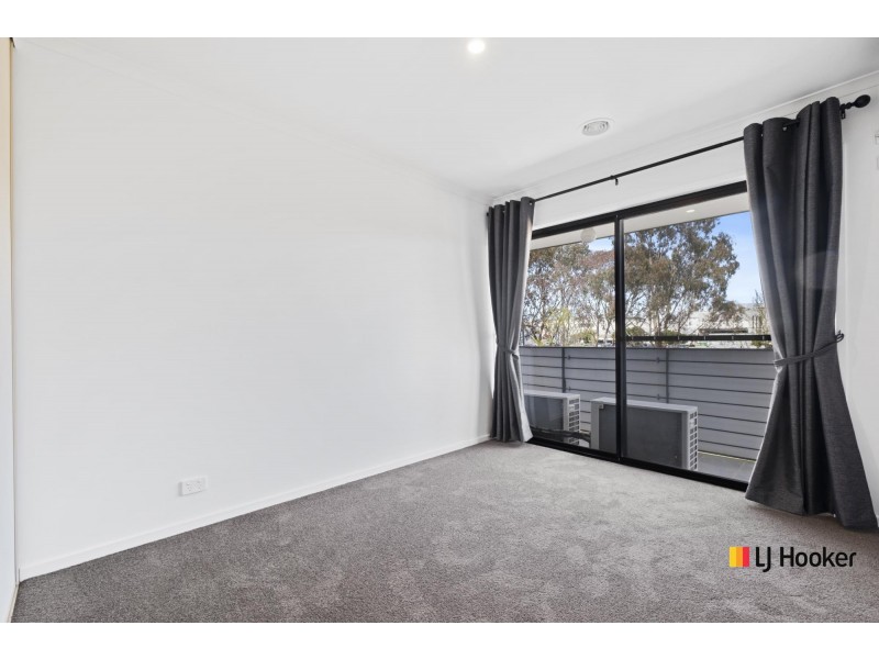 49 Anthony Rolfe Avenue, Gungahlin ACT 2912