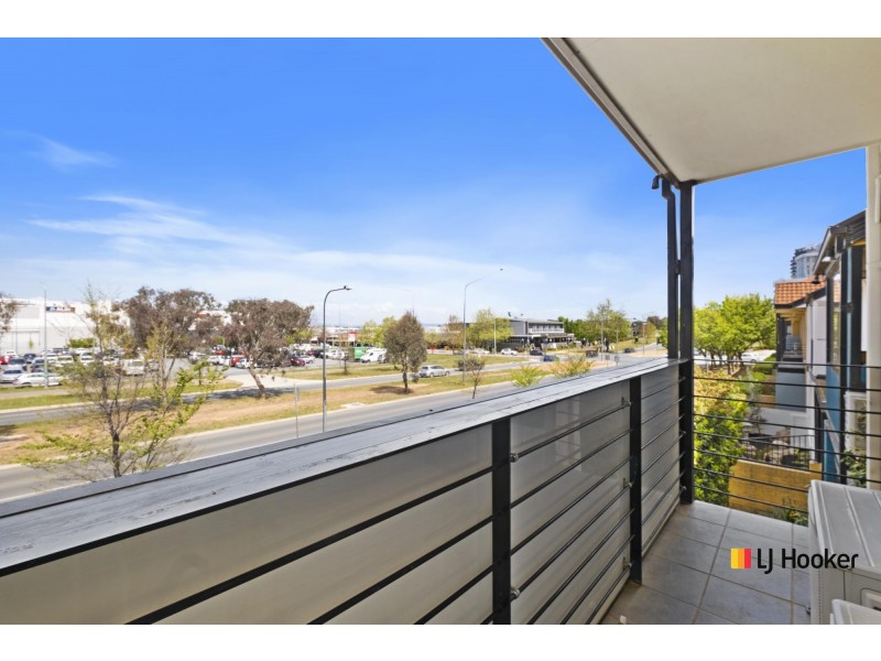 49 Anthony Rolfe Avenue, Gungahlin ACT 2912